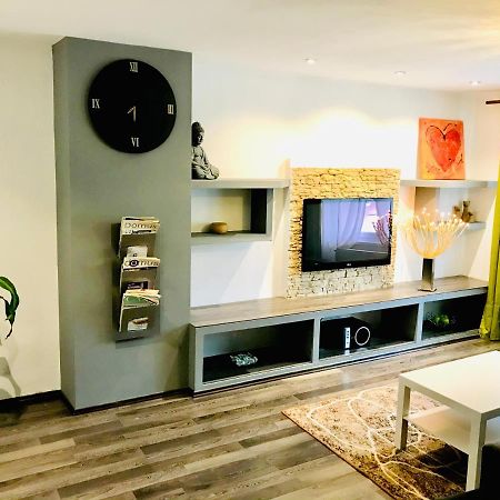 Zuzu'S Home Рышнов Экстерьер фото