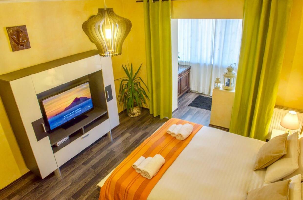 Zuzu'S Home Рышнов Экстерьер фото